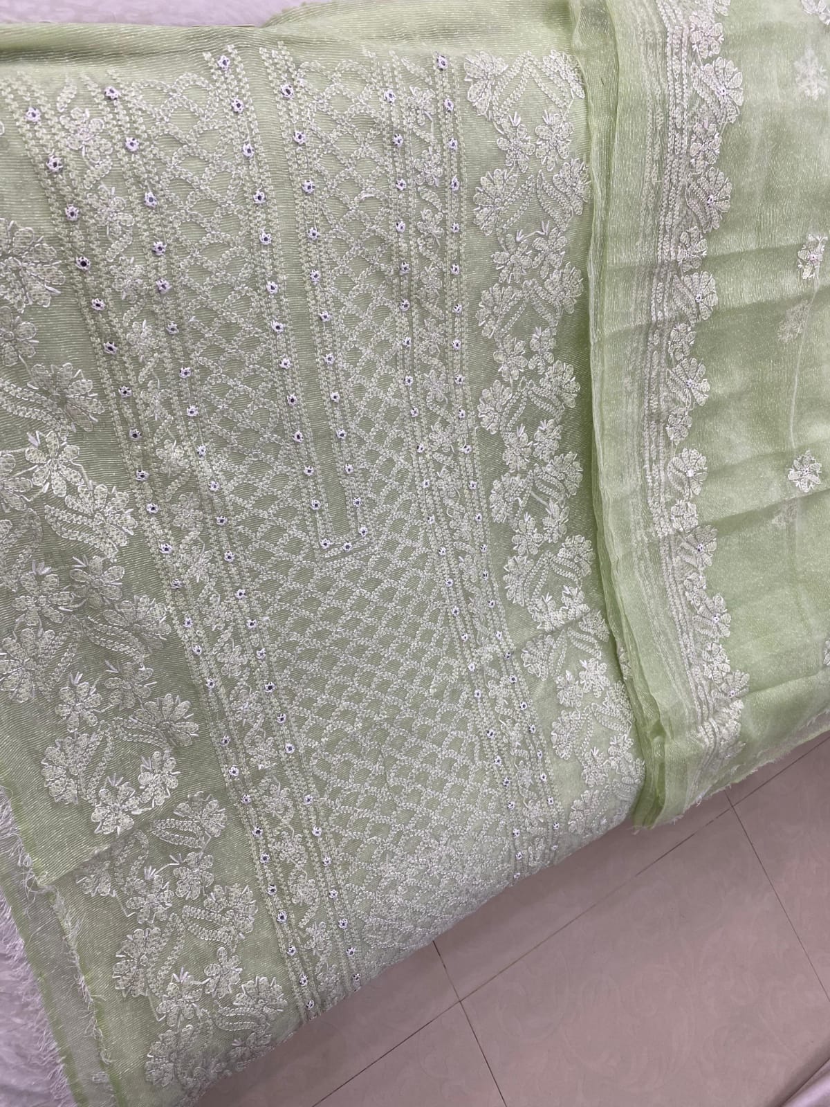 Hand Embroidered Chikenkari Suits