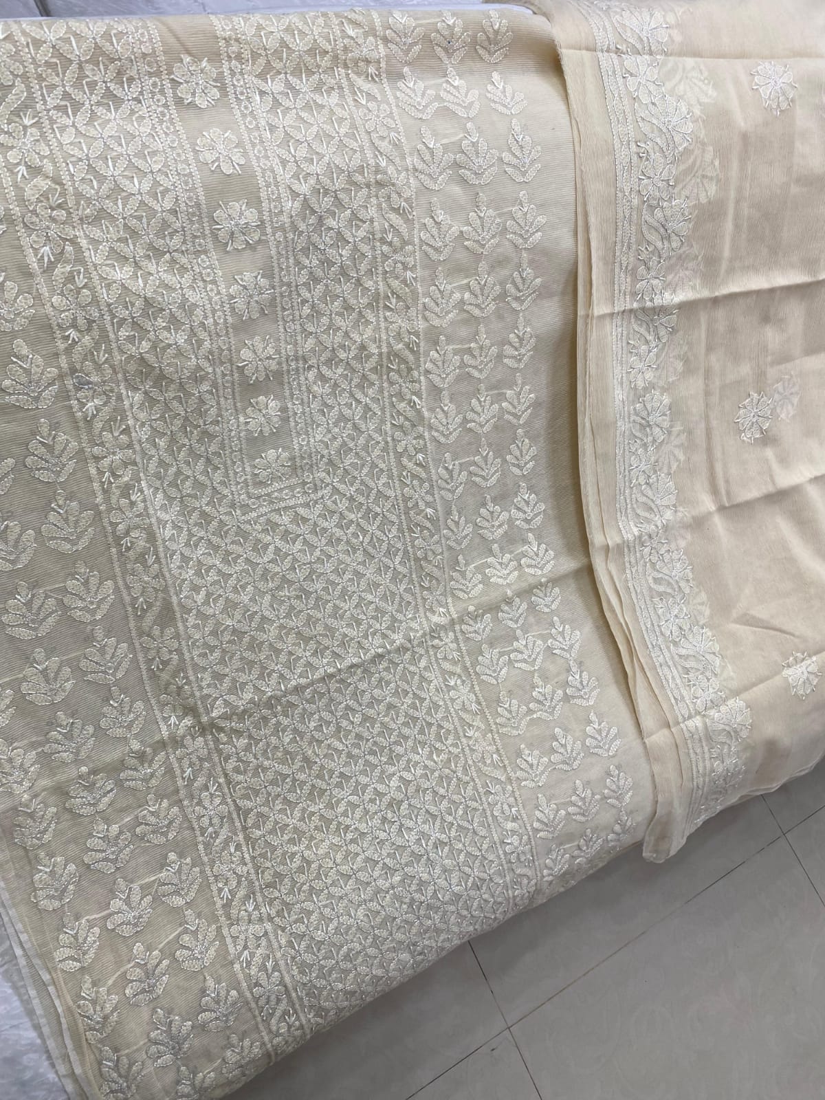 Hand Embroidered Chikenkari Suits