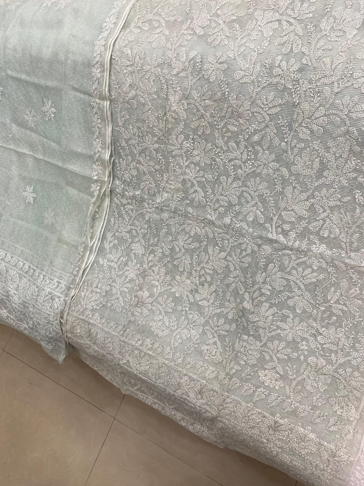 Hand Embroidered Chikenkari Suits