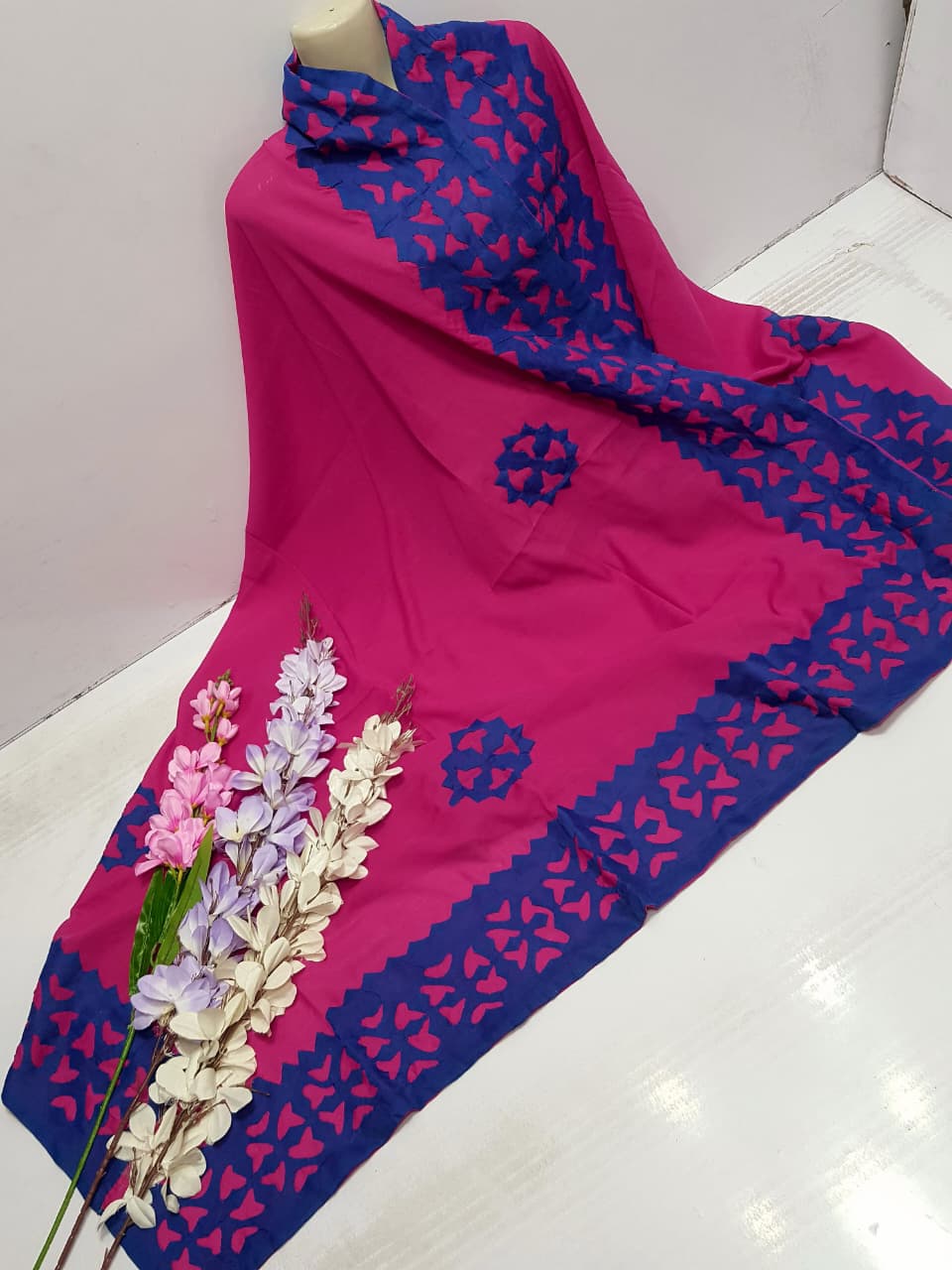 Lawn Applique Work Chadar