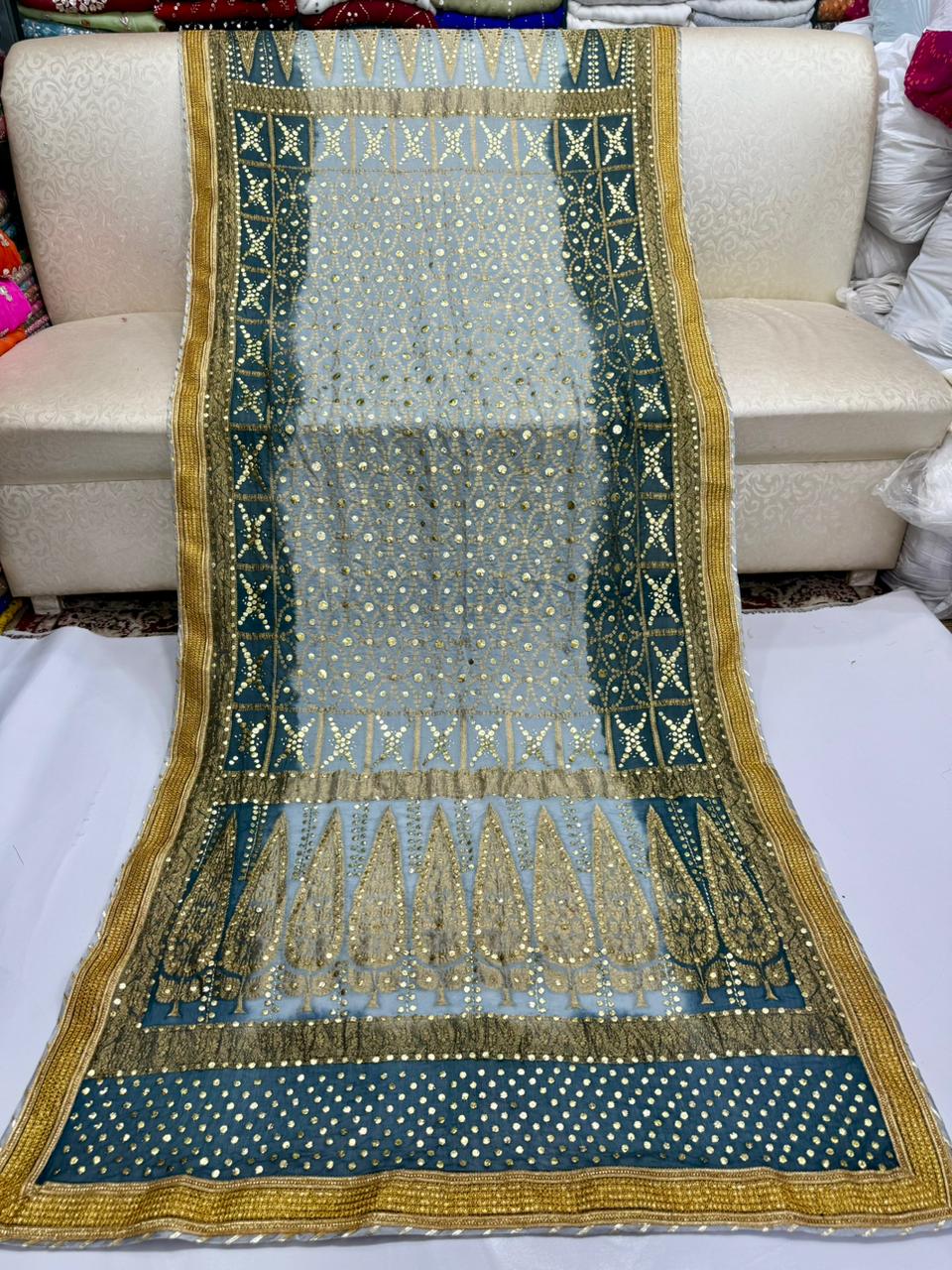 Heavy Mukesh Kamdani Zarri Work Shawl