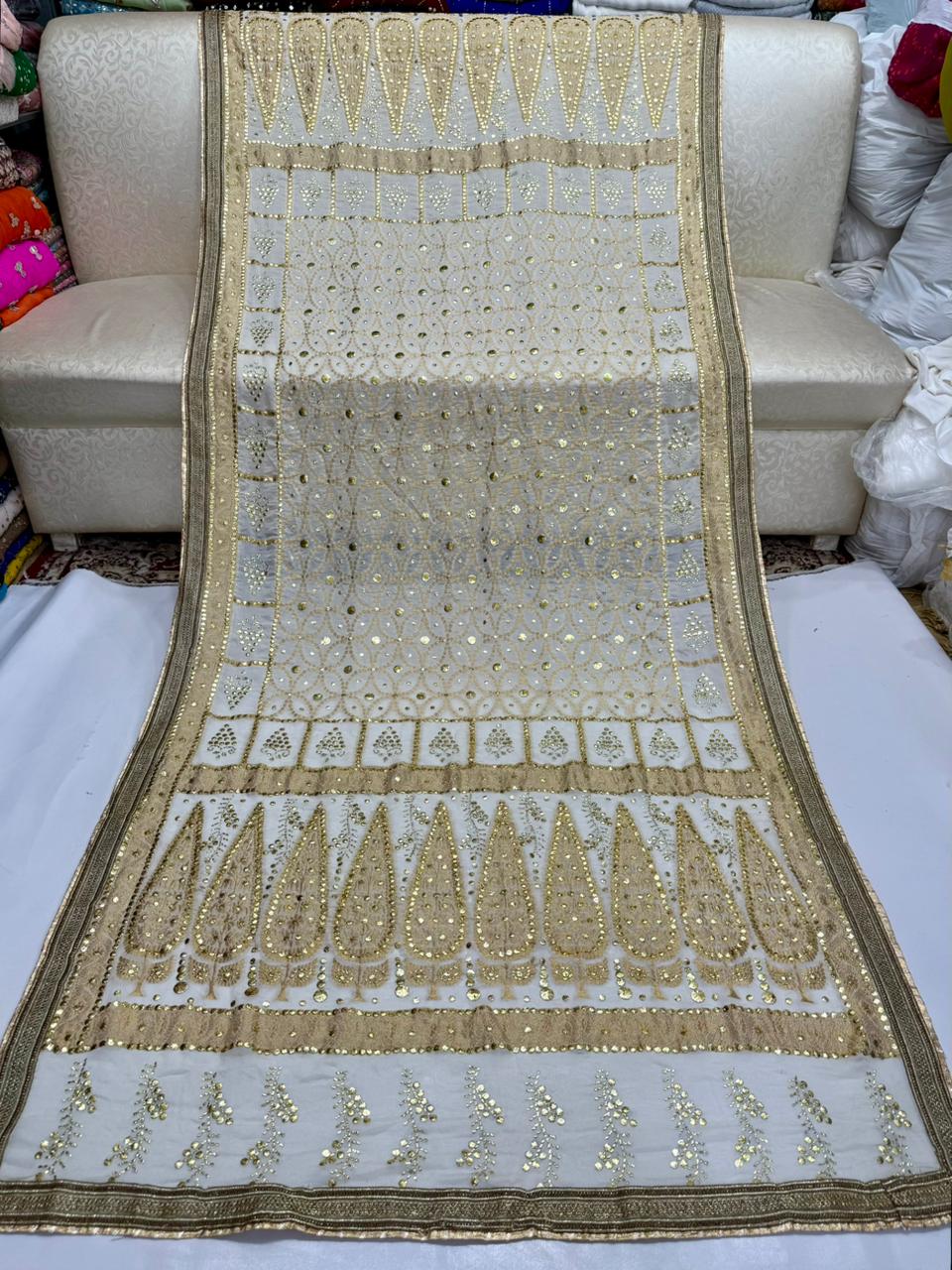 Heavy Mukesh Kamdani Zarri Work Shawl