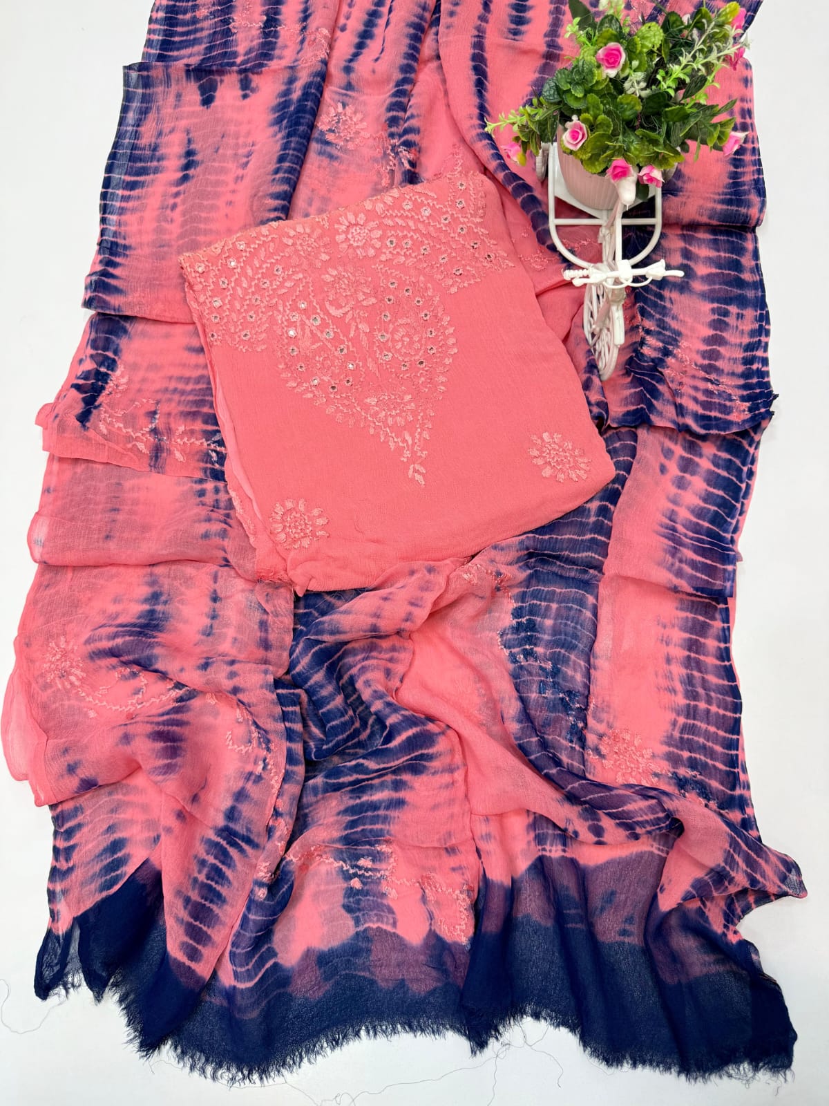 Pakka Sheesha Embroidered Suits