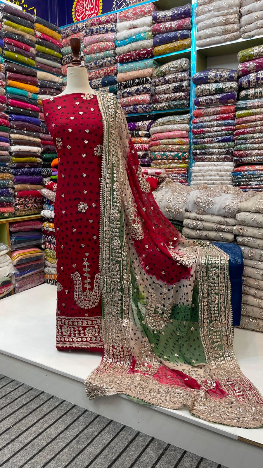 Heavy LCD Gota Work Chunri Suit - Image 4