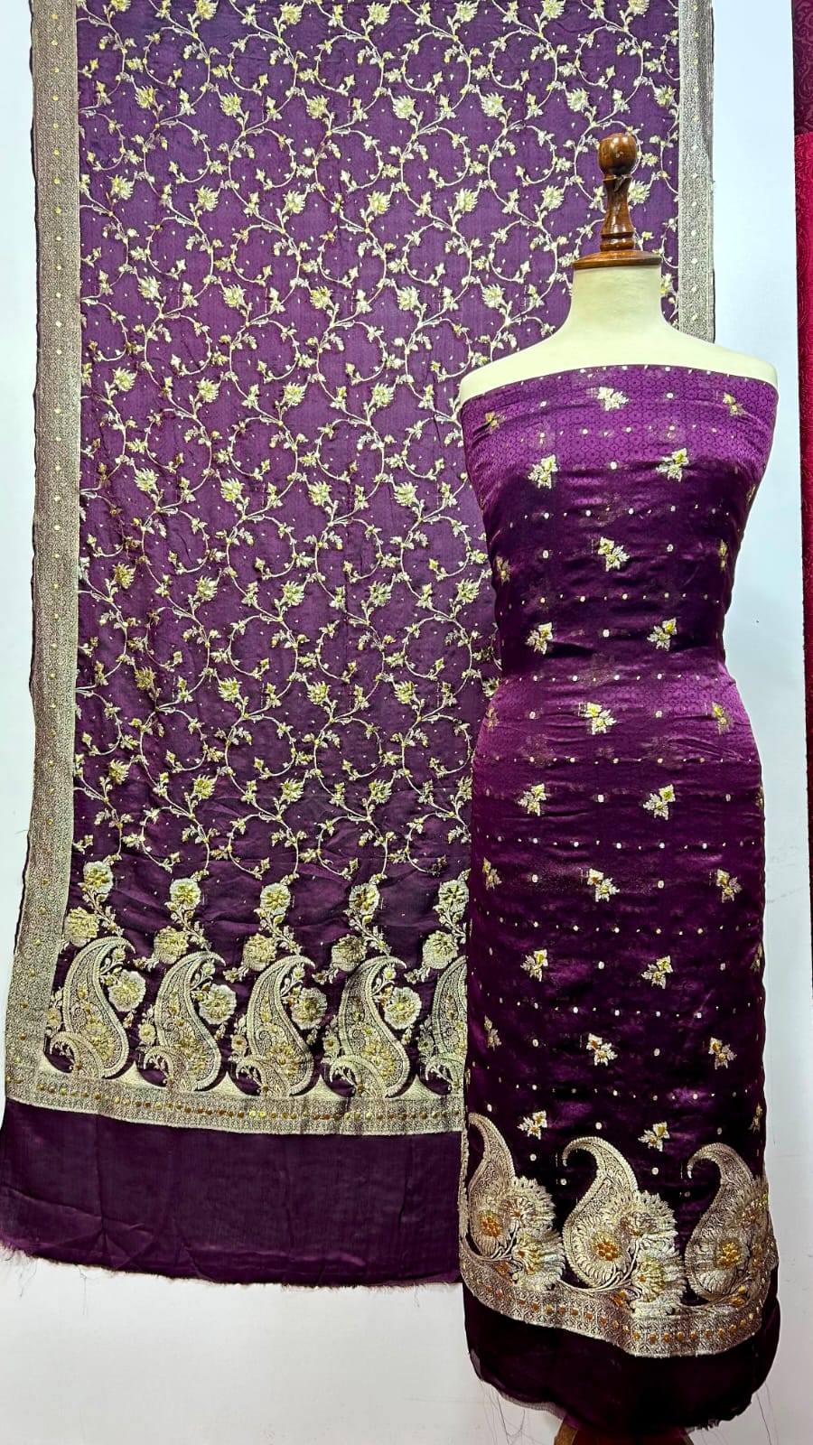 Banarsi Fish Mukesh Kamdani Work Suit - Image 4