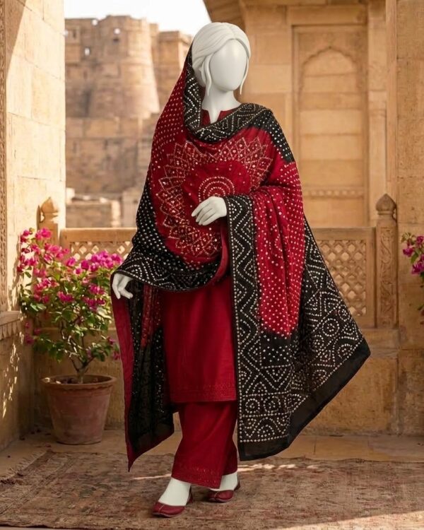 Heavy Mukesh Kamdani Chunri Shawl featuring intricate traditional Mukesh and Kamdani work, crafted from Pure Shamoze Silk, 3 yards.