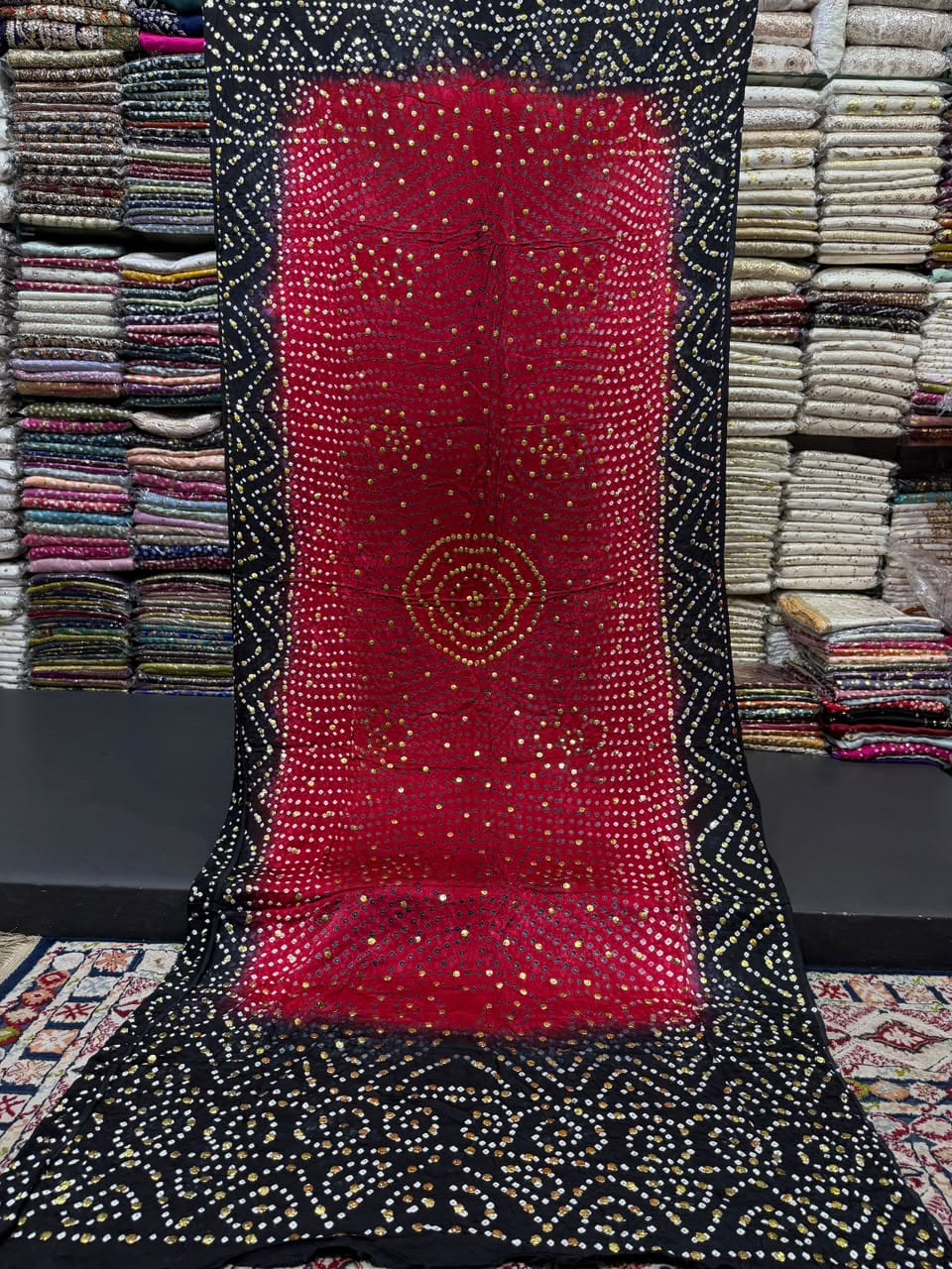 Heavy Mukesh Kamdani Chunri Shawl - Image 2